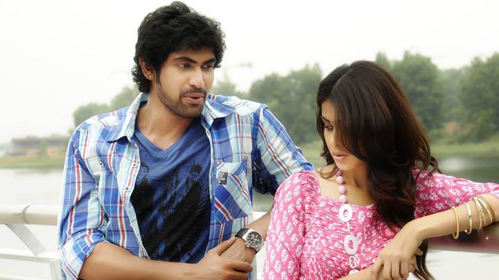 Genelia D’Souza And Rana Daggubati Standing On Bridge In Naa Ishtam